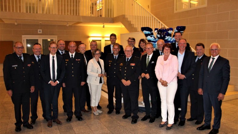 Die Landesgruppe mit Vertretern des Landesfeuerwehrverbandes RLP